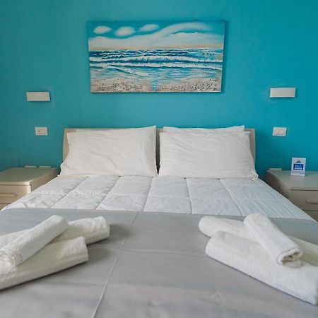 Panorama Alfeo Aparthotel Сиракуза Екстериор снимка