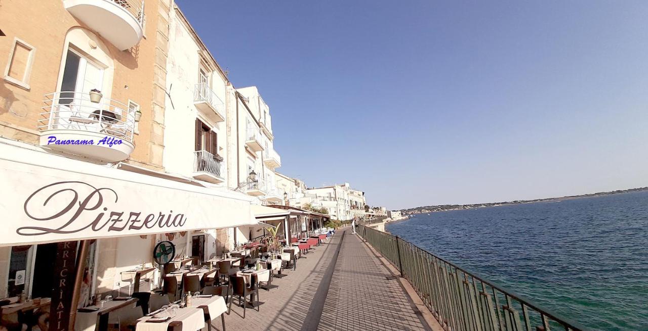 Panorama Alfeo Aparthotel Сиракуза Екстериор снимка